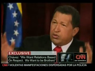 Larry King sudando en la entrevista con el Presidente Chávez 9de10
