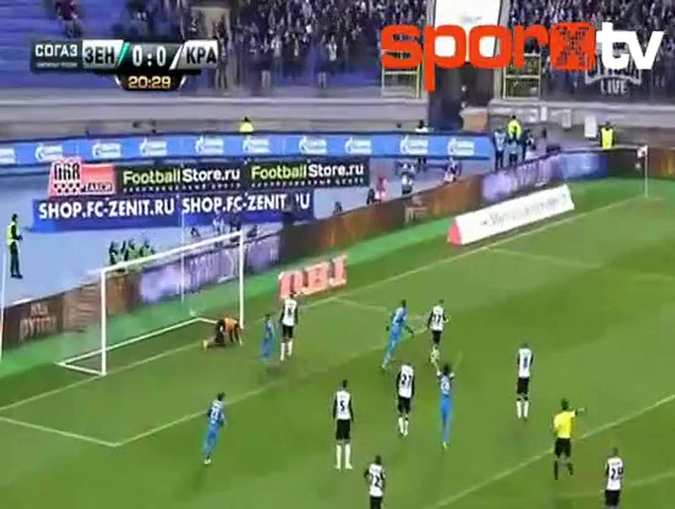 Hulk'tan inanılmaz bir gol! Mermi gibi...