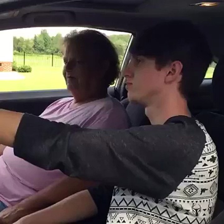 When your grandma is gangster | grandma with amazing singing skills