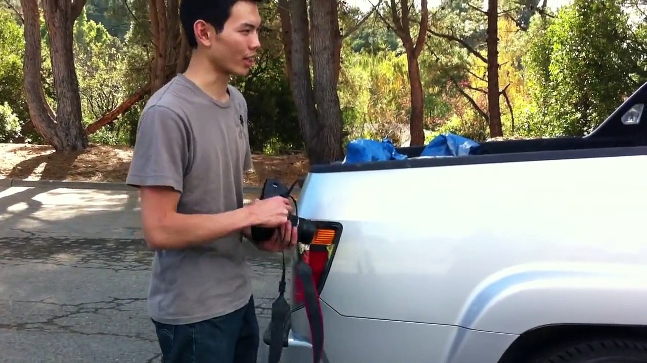 C-Loop - How strong is the camera tripod mount? We pull a truck to find out.