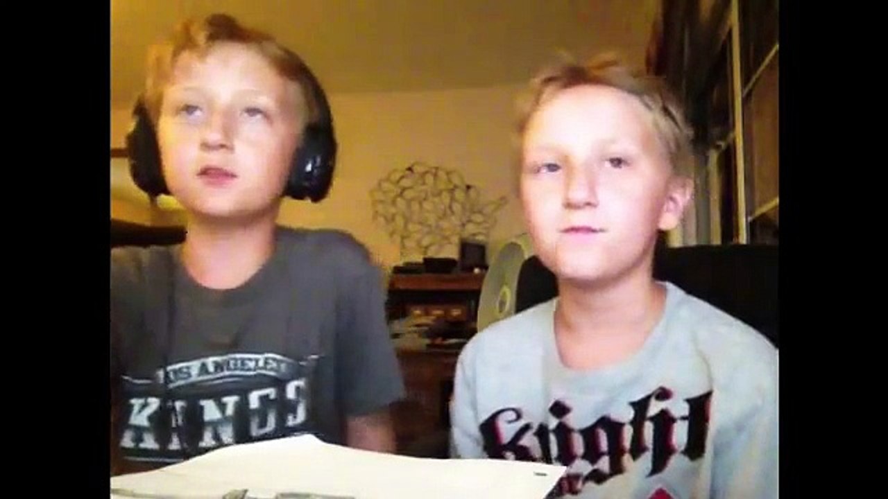 Tutorial how to draw foxy from Five Nights at Freddy's