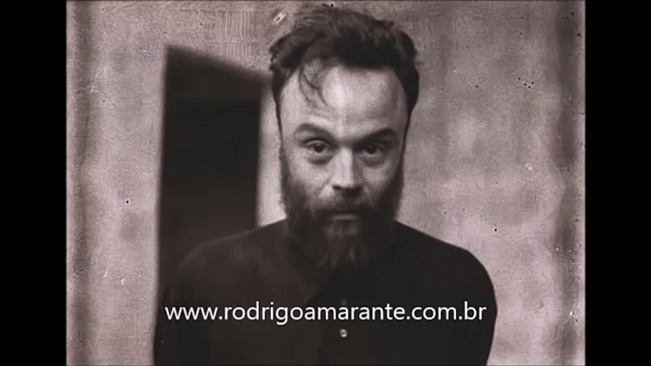 Rodrigo Amarante - Tuyo  - Opening music "Narcos" on Netflix