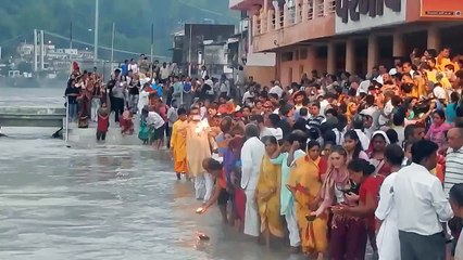 Blonde girl falls in Ganges River in India