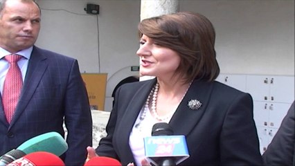 Download Video: Jahjaga viziton Beratin:Trashëgimia e qytetit të ruhet sipas standardeve