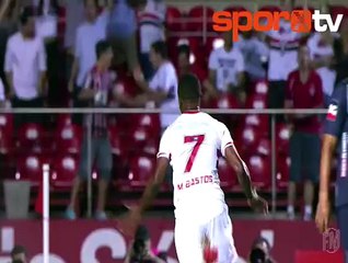 Michel Bastos'tan plase dersi!...