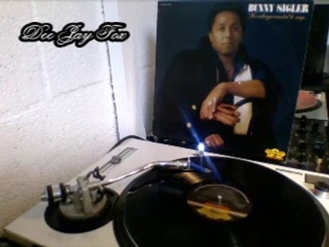 ***Dee Jay Fox*** BUNNY SIGLER - CRY MY EYES OUT