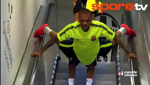 Dani Alves finale böyle motive oluyor...