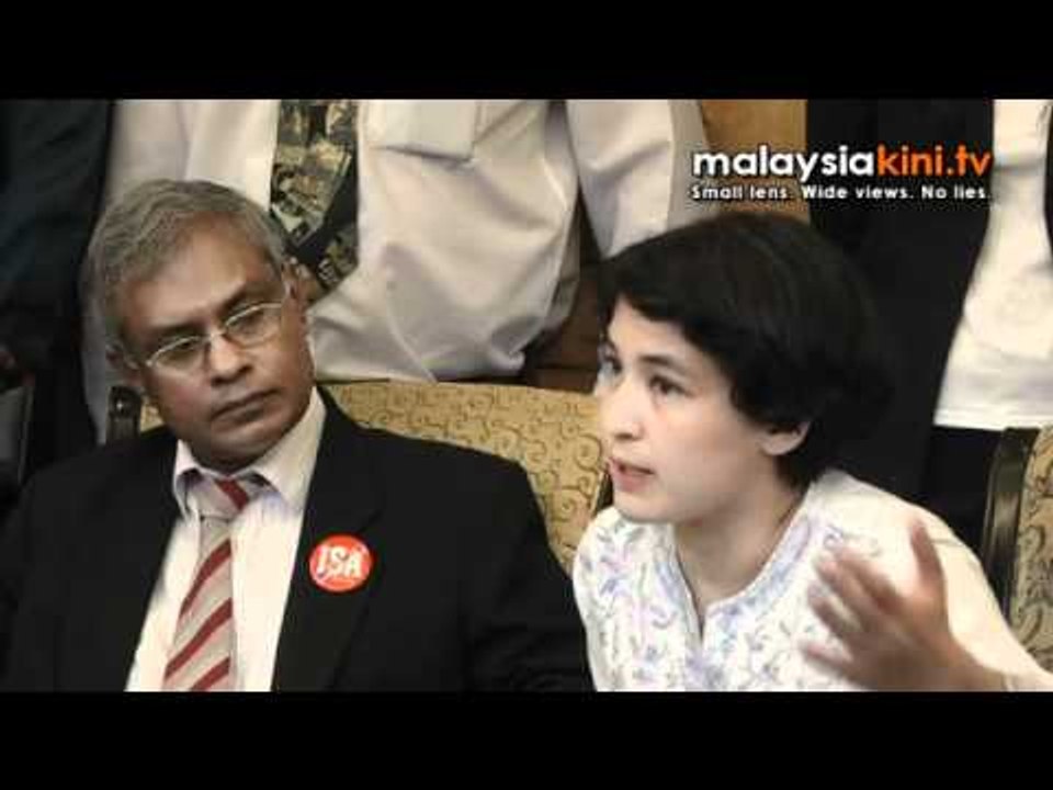 Anti-FTA NGOs visit Parliament