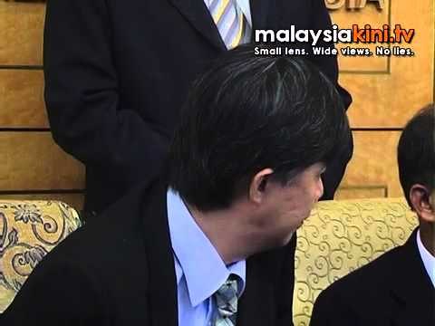 MP demands RM10 pay cut for defence minister