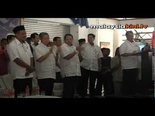 Gua Musang Umno sec Aziz Yusof to run for Galas