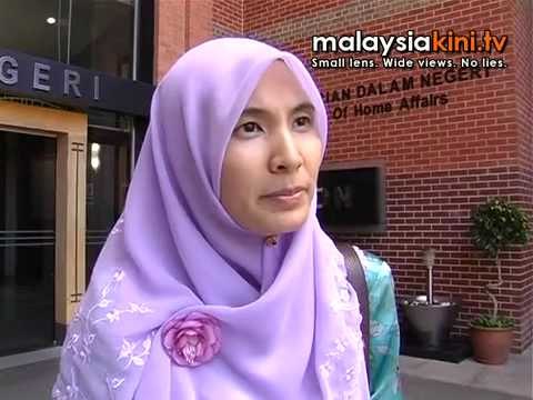 Nurul Izzah goes to KDN