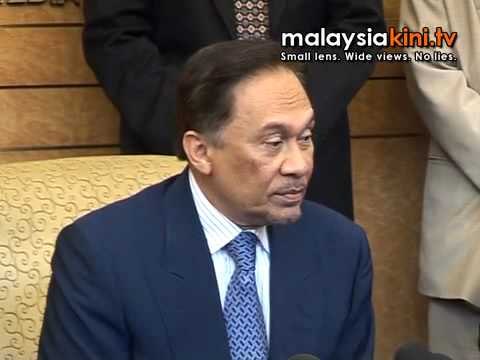 Anwar: Umno threatened by Pakatan's popularity