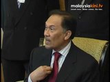 Anwar wants lawyer at hearing on Apco remarks