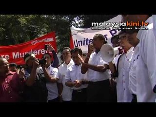 BN Youth burn Israeli flag