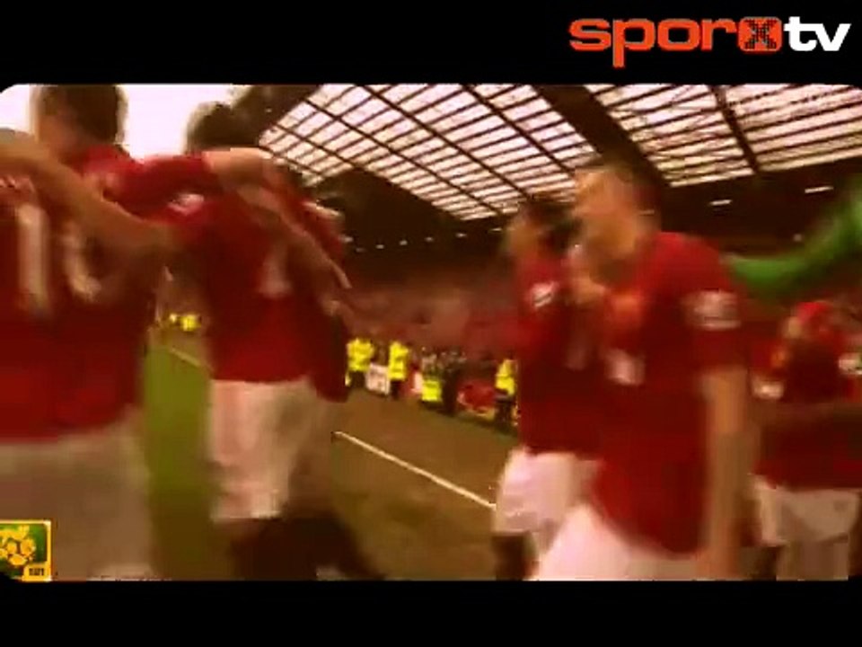 Sir Alex Ferguson son şampiyonluğunu böyle kutladı