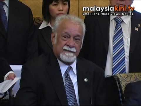 Karpal booted out as Apco row escalates