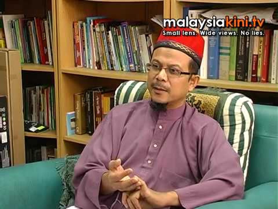 Zul: Anwar should've been neutral on Allah issue
