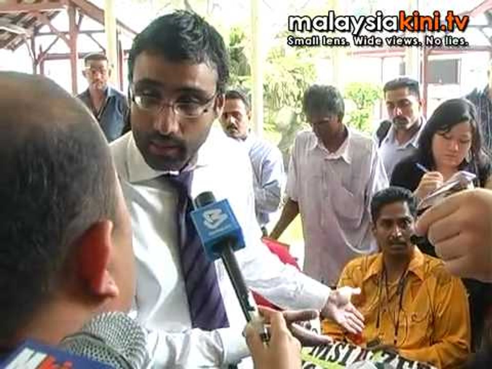 Activists protest insult of Karpal Singh's disa...
