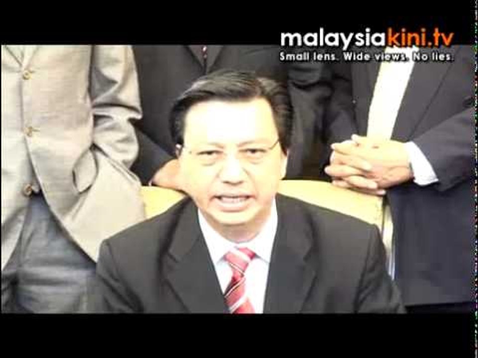 Liow leads 13 to quit CC