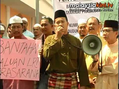 Residents protest LRT extension route