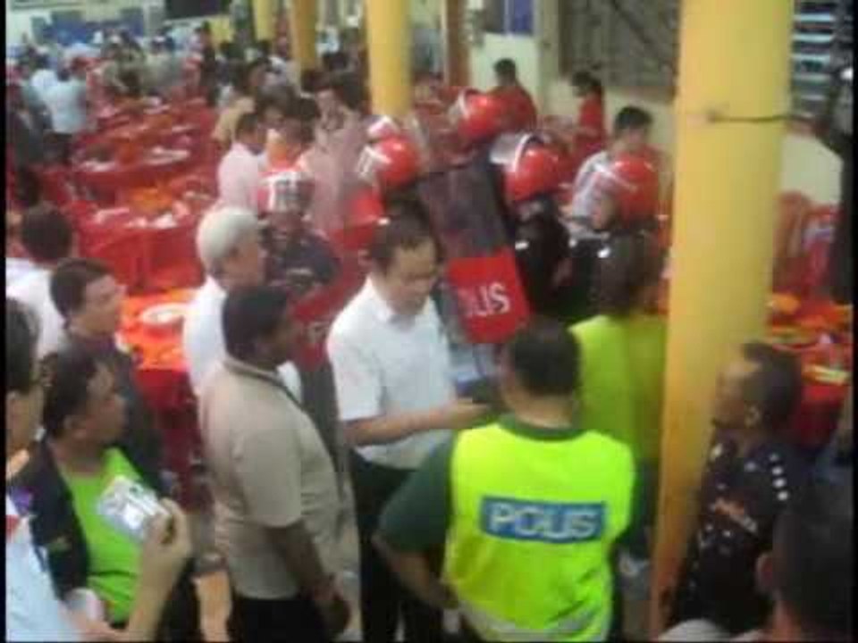 Cops gatecrash DAP dinner