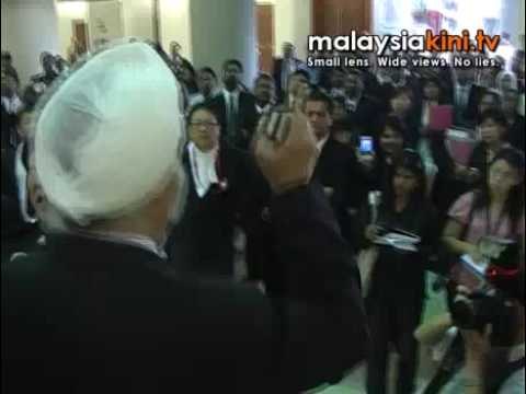 200 lawyers protest against arrests