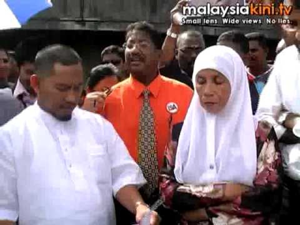 Another police torture victim?