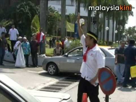 Umno's counter-protest