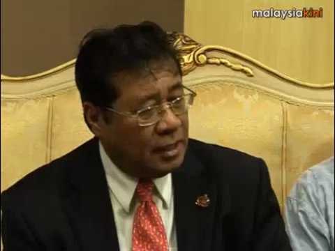 Early Christmas for Tamil Schools