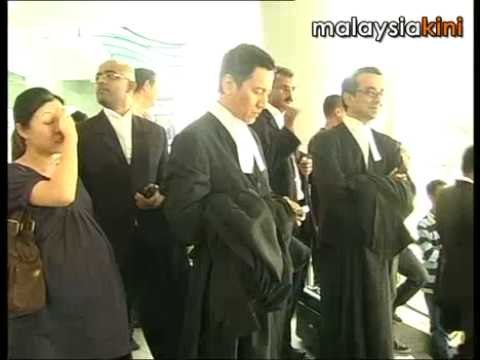 Court frees ISA detainee Raja Petra