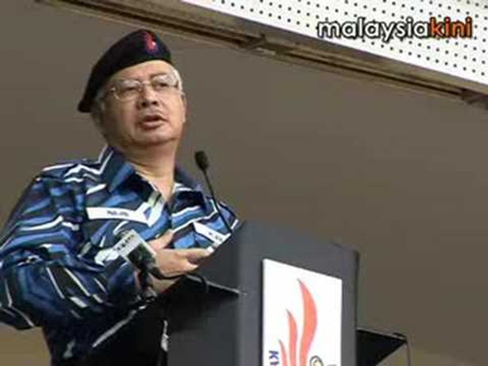 Najib launches Rakan Cop National Service initiative