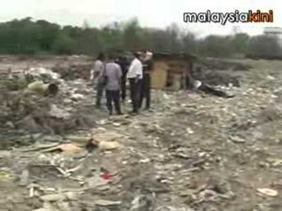 Toxic waste at Pandamaran landfill?
