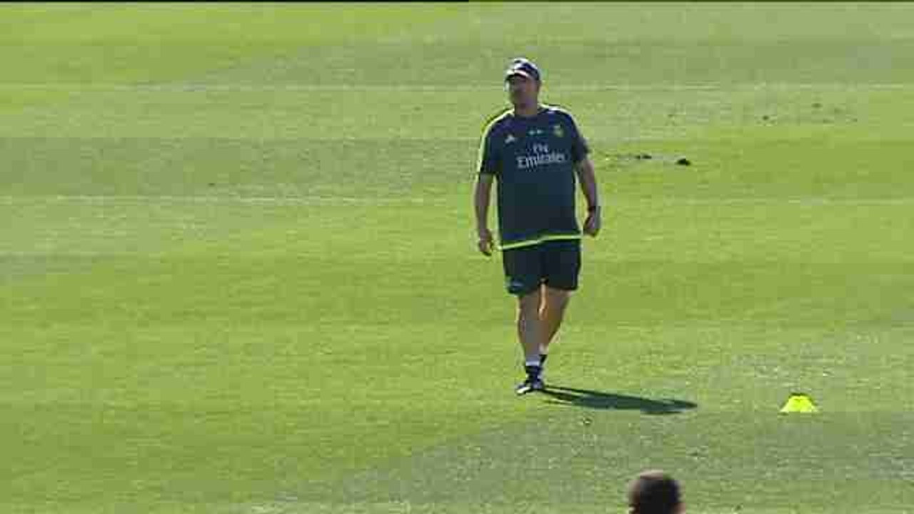 Benitez tackles De Gea issue by supporting his own goalkeepers