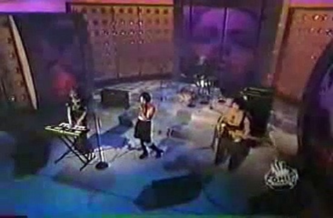 Cibo Matto - Birthday Cake (Live)