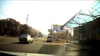 Прикол. Авария девушки на видеорегистратор в Алматы