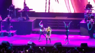 The Honeymoon Tour (Ariana Grande): Baby I