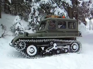 un snow trac en pleine action 1