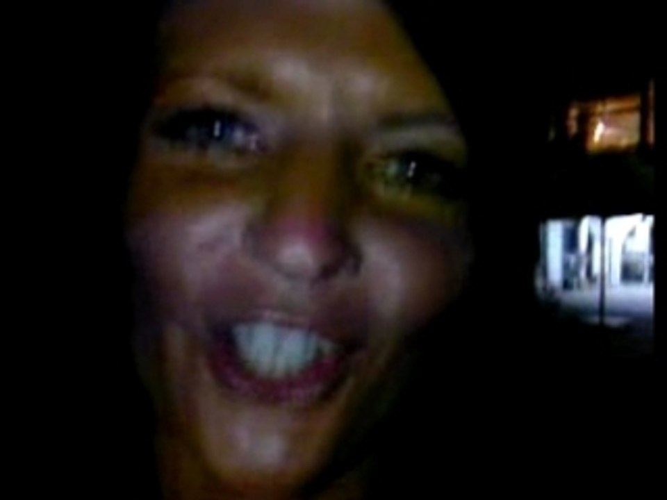 vicky "ma teub dans ton boul"