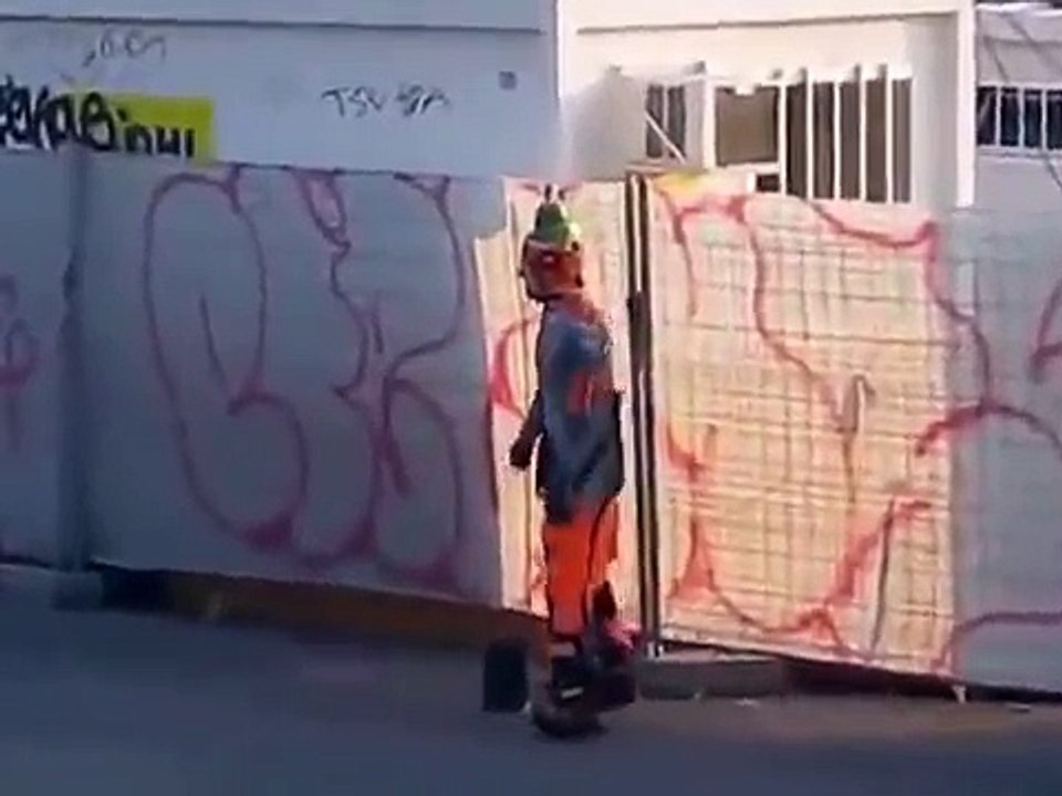 Amazingly funny salah entertainer 2015
