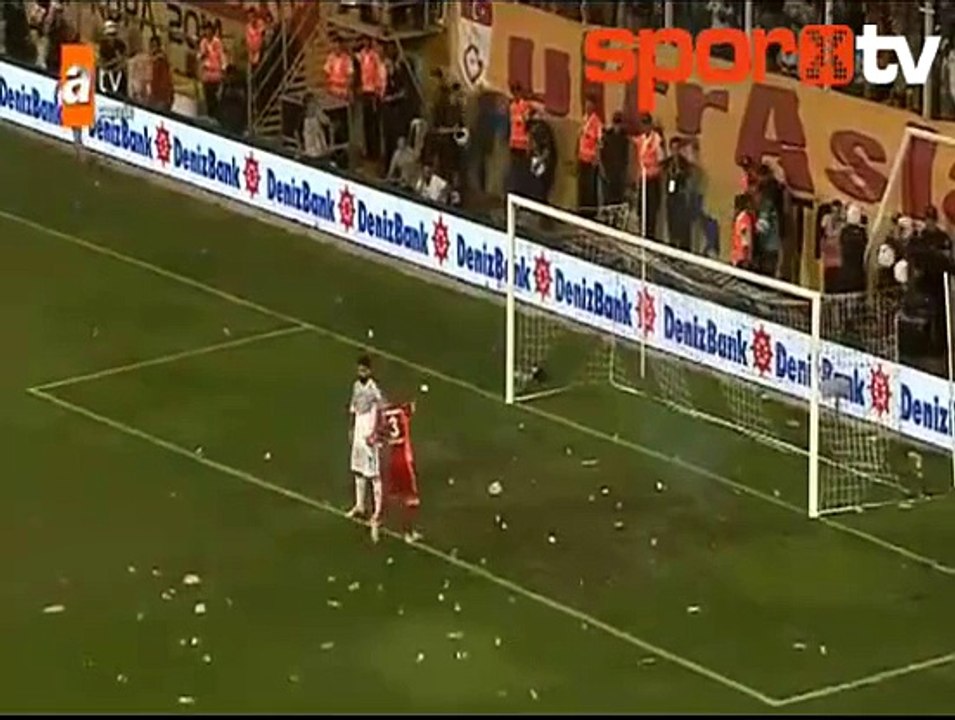 "Felipe Melo engelledi"