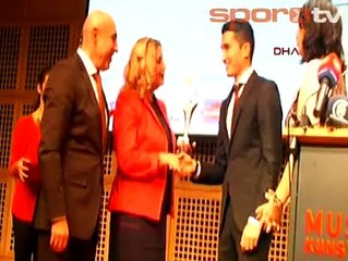 Nuri Şahin'e ödül