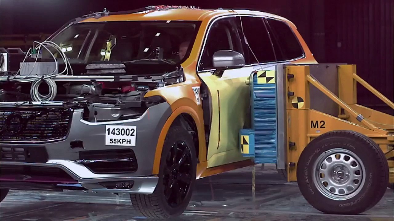 Volvo XC90 Crash Test Video