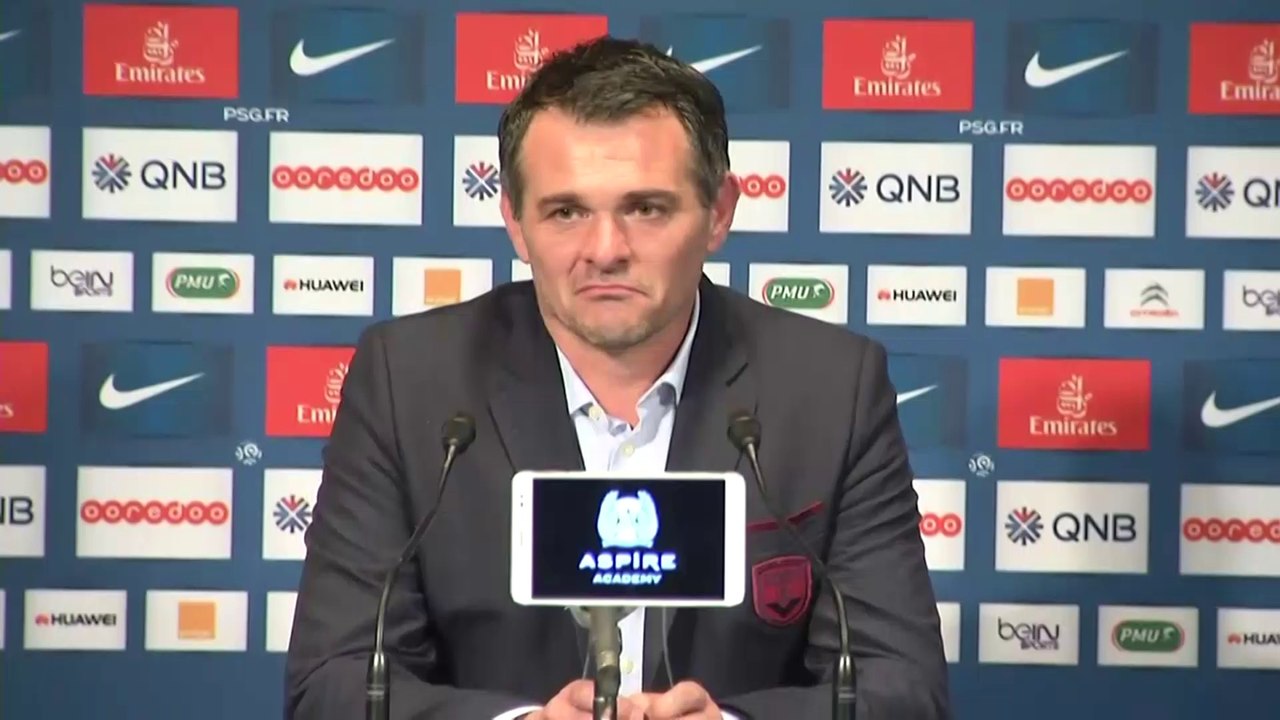 Foot - L1 - FCGB : Sagnol «Deux grosses défenses de chaque côté...»