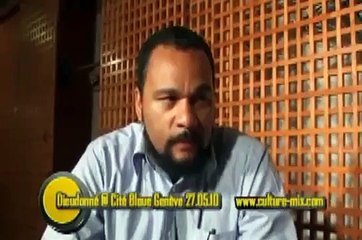 Dieudonné invente la quenelle tectonic