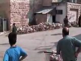 Settler attacks a Palestinian family in Hebron