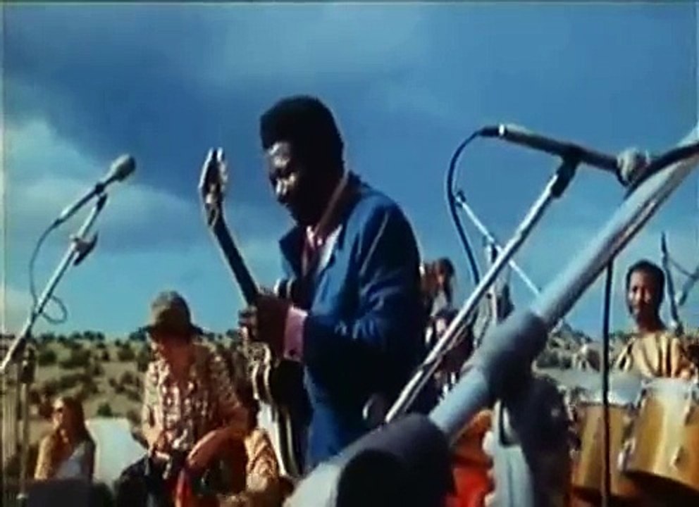 B.B. King - How Blue Can You Get / Just a Little Love ( Medicine Ball Caravan 1970 )
