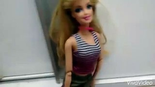 Barbie Gabi sequestra Barbie Letícia. Capítulo 1