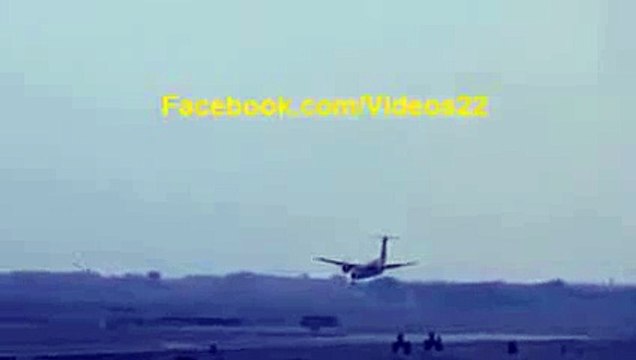 شاهد.. طيار مصري يذهل العالم بعد هبوطه بطائرة بالعجلة الأمامية فقط