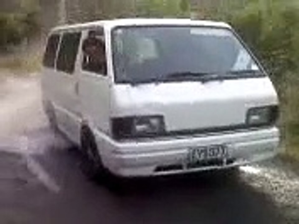 Ford Econovan 2nd gear skid