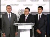 Sen. Fernando Herrera encabezó conferencia de prensa sobre fuga de 